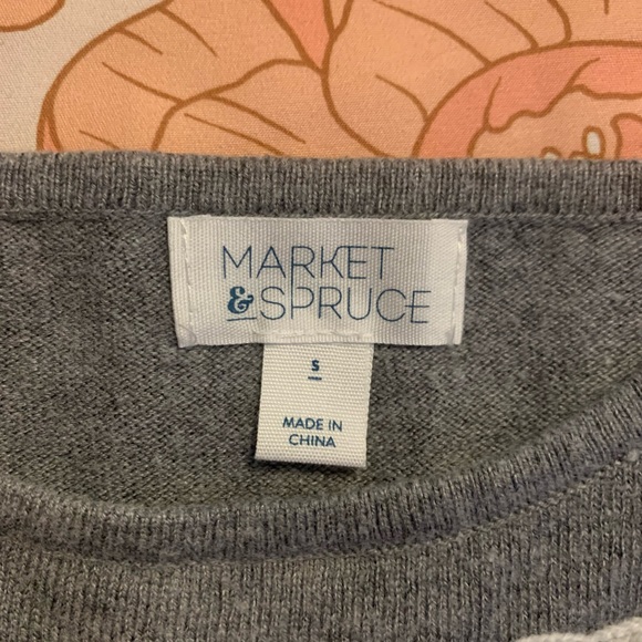 Market & Spruce Gray Floral Embroidered Top - Picture 3 of 6